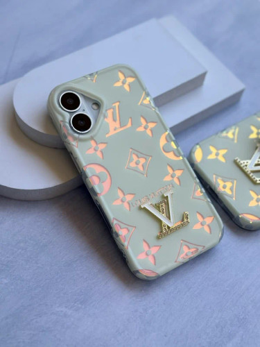 قاب آیفون Louis Vuitton هولوگرامی