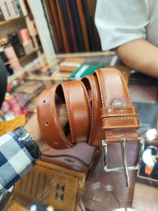 کمربند چرم طبیعی رنگ عسلی - (ته باری زیر قیمت ) کد ML013