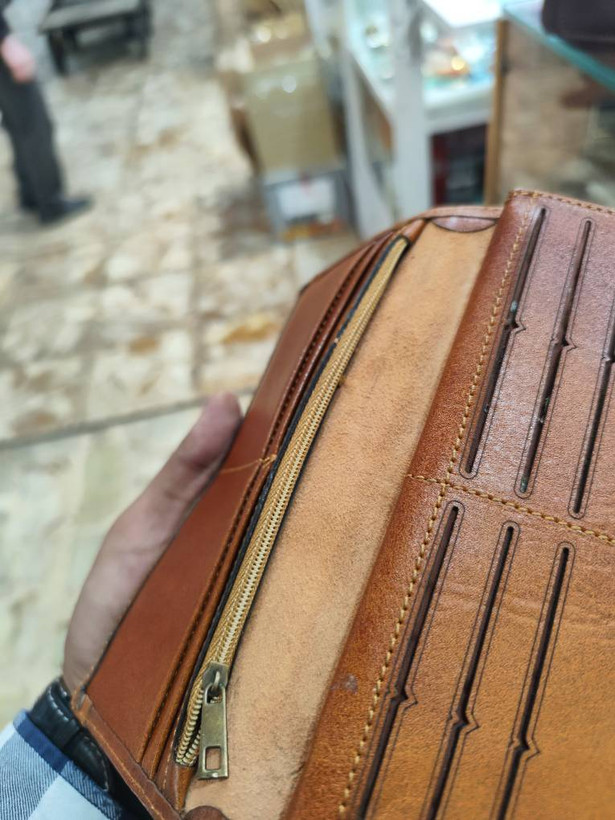 کیف کتی چرم طبیعی عسلی (ته باری زیر قیمت ) کد ML017