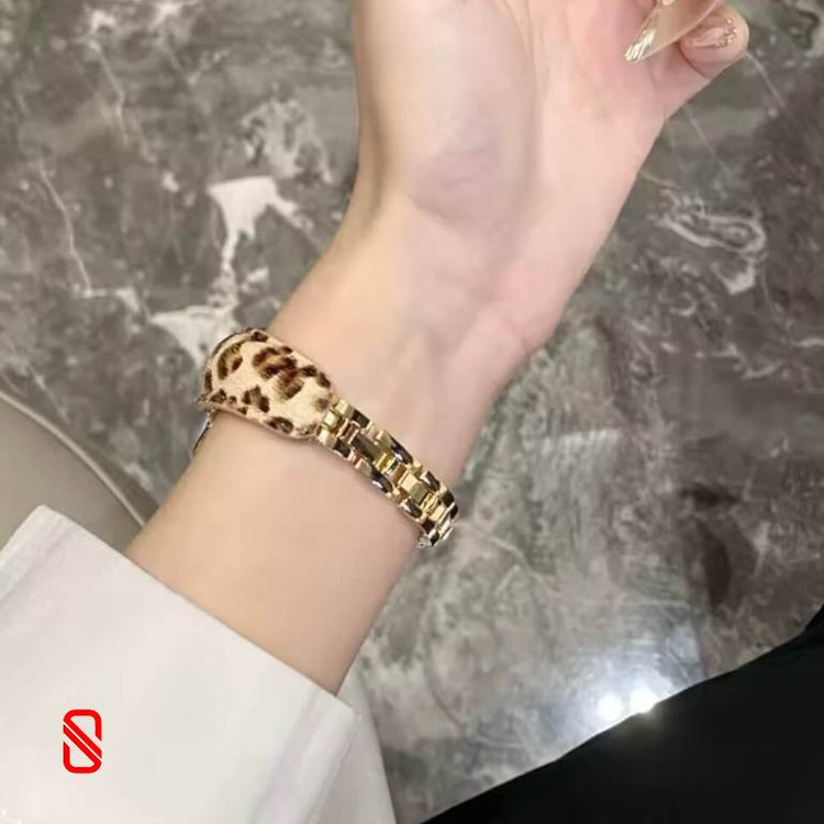 بند اپل واچ چرم گوشواره ای پلنگی (GN235)