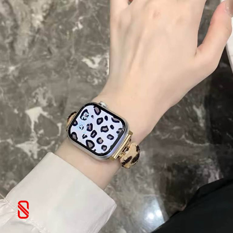 بند اپل واچ چرم گوشواره ای پلنگی (GN235)