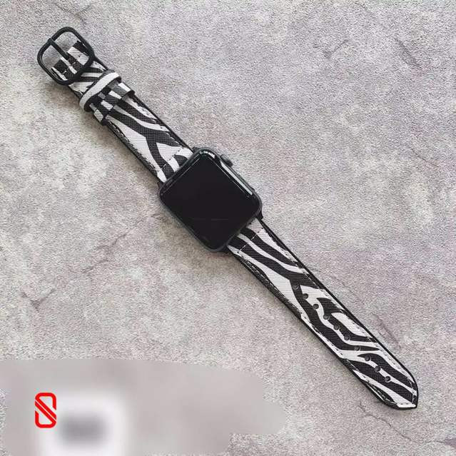بند اپل واچ چرمی پلنگی 2 (GN782)