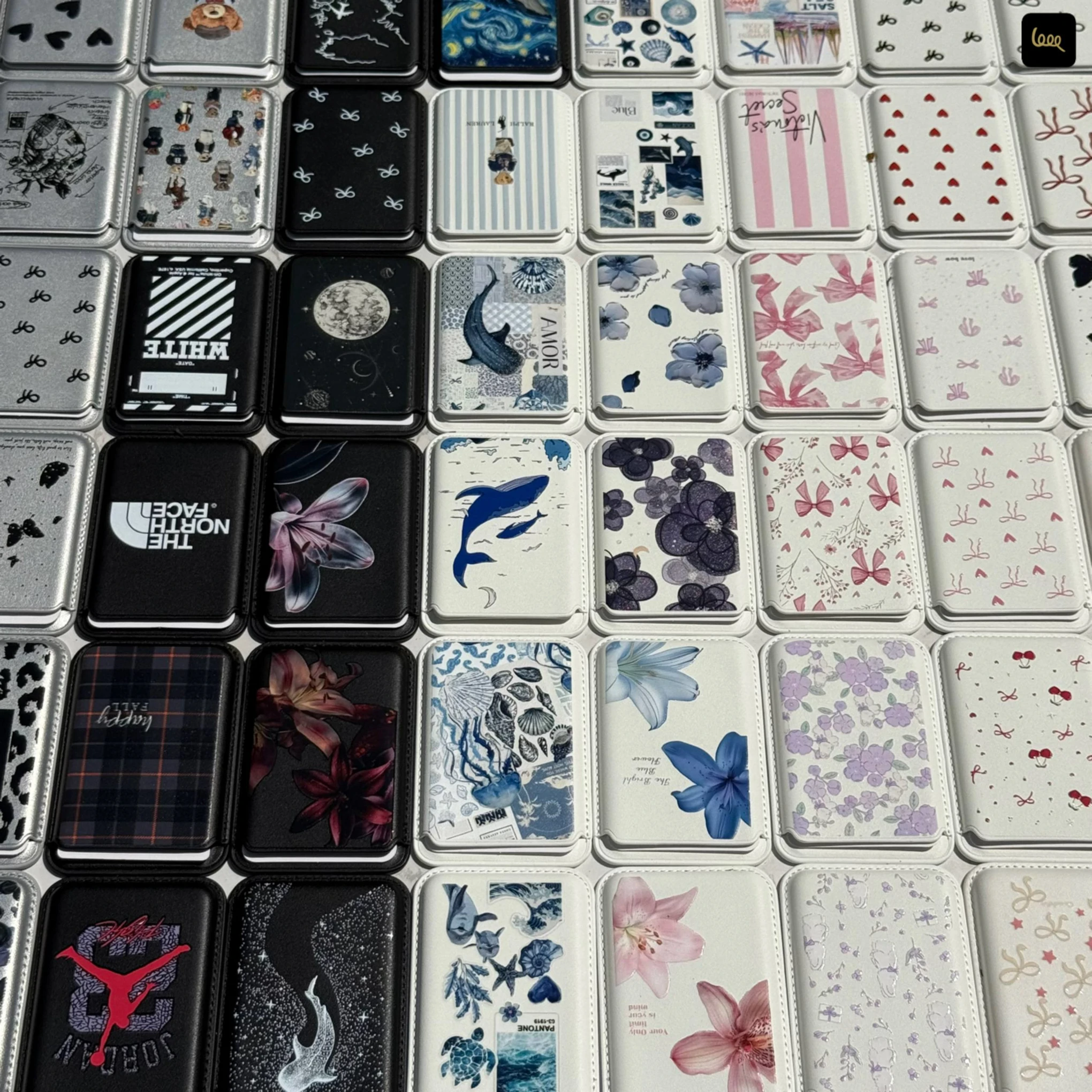 جاکارتی ولت مگسیف طرح دار (Wallet-patterned) (LP318)