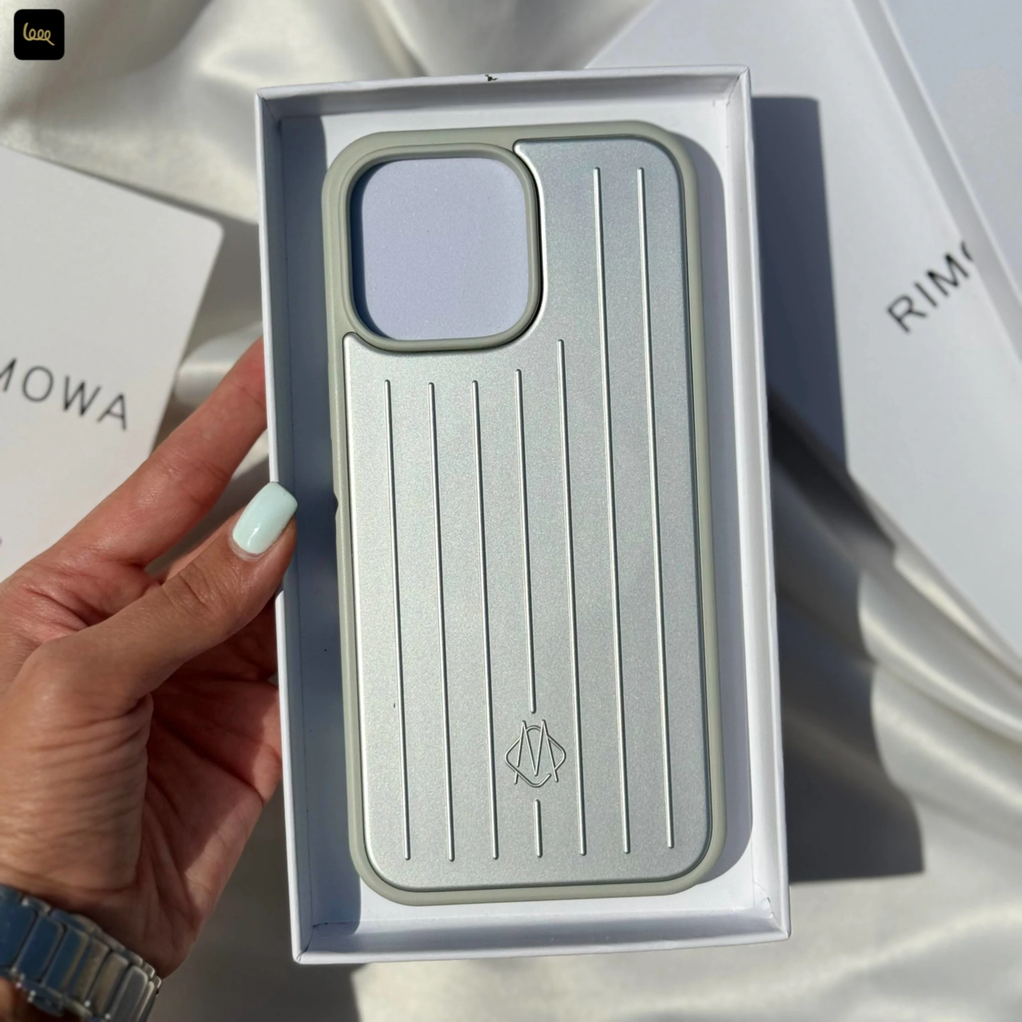 قاب گوشی ریمووا همراه با مگسیف ساپورت (Rimowa Magsafe Support) (LP385)