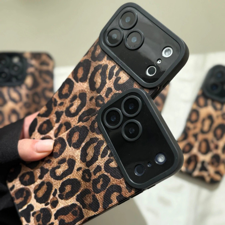 قاب گوشی پلنگی کبریتی(Hatch Leopard) (LP463)