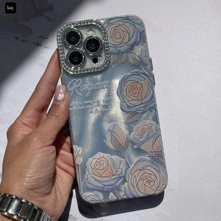قاب آیفون گلهای یخی نقرهآبی با محافظ لنز نگینکاری(icy flower blue) (LP584)